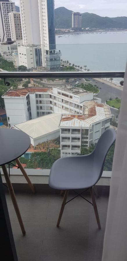 Beachfront Scenia Bay Apartment Nha Trang Exterior photo