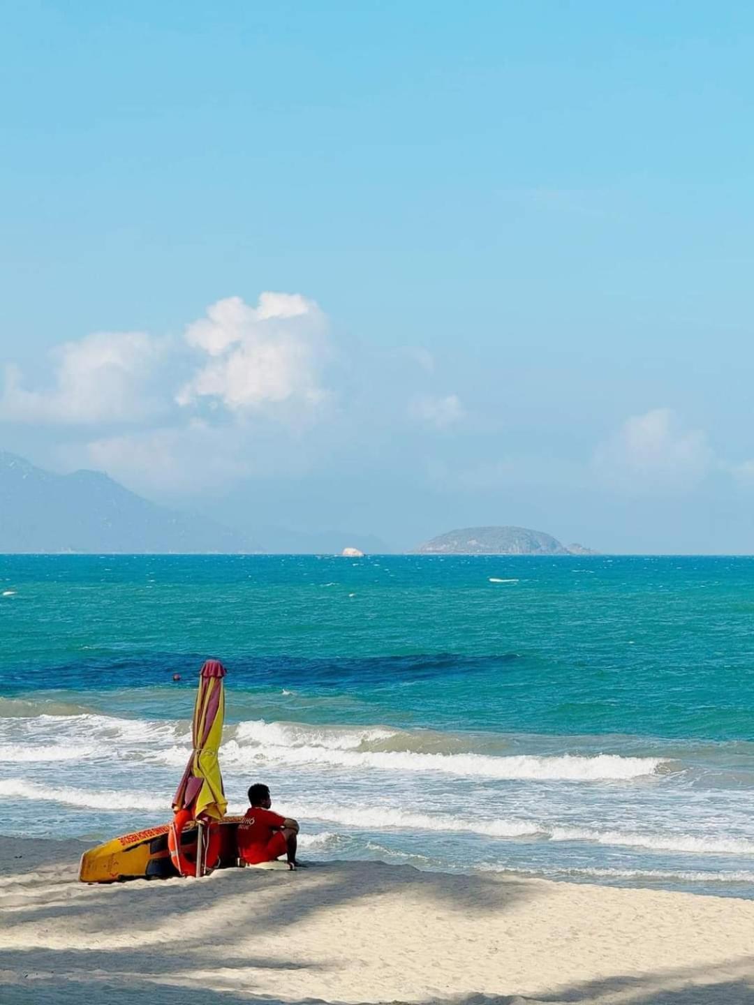 Beachfront Scenia Bay Apartment Nha Trang Exterior photo